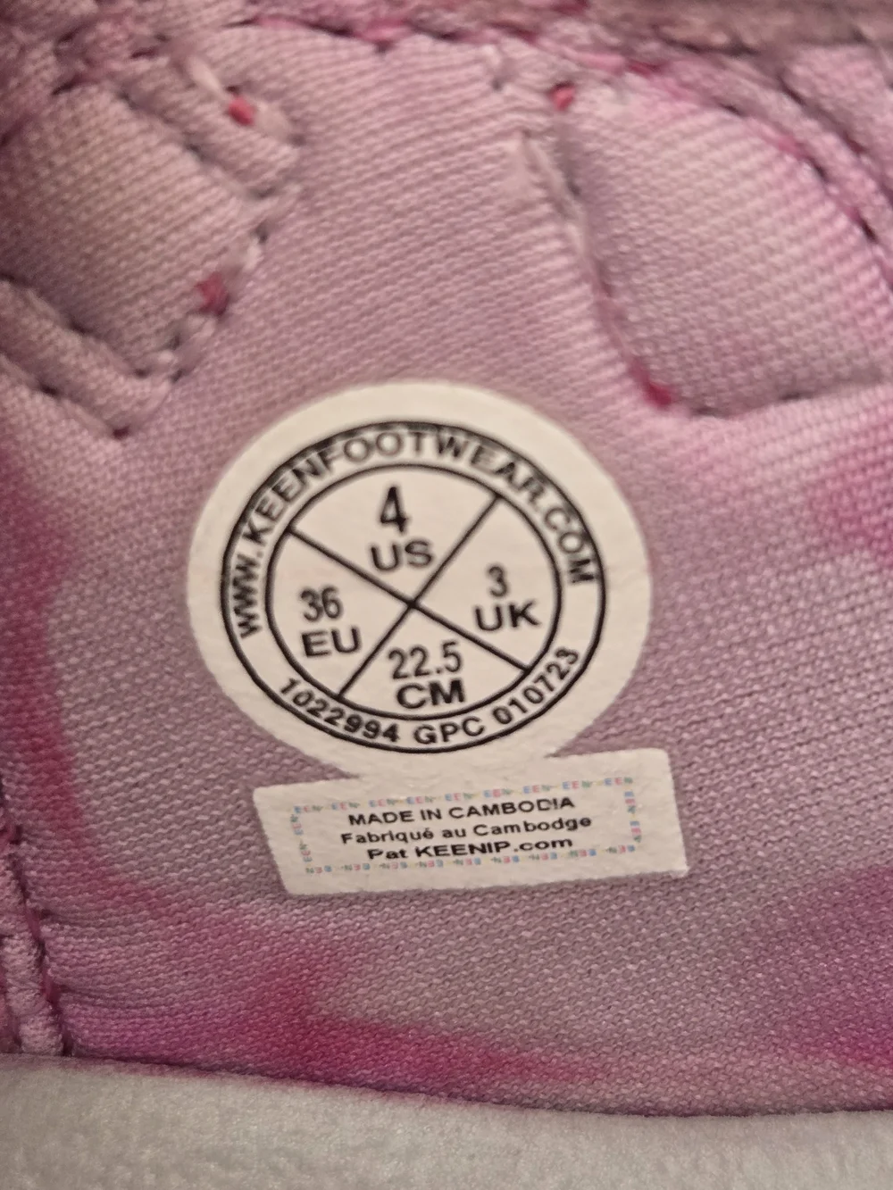 KEEN Kids' Seacamp II CNX Pink sandals Size 4 Big Kids